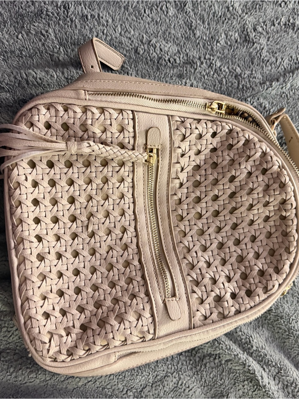 Woven Crossbody Backpack - light tan
